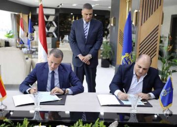 بروتوكول تعاون لإدراج مسرح فوزي فوزي ضمن خريطة البرامج السياحي بأسوان بروتوكول تعاون لإدراج مسرح فوزي فوزي ضمن خريطة البرامج السياحي بأسوان