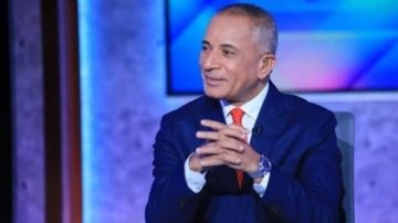أحمد موسى: مصر تنفذ منظومة نقل حديثة ونظيفة وصديقة للبيئة