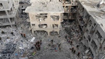 إسرائيل.. أضرار جسيمة بـ80 مبنى في بات يام.. و22 على وشك الانهيار