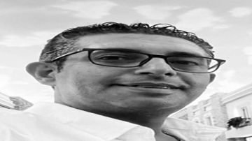 بعد تعيينه رئيسا للمركز القومي للسينما.. من هو الدكتور أحمد صالح؟ بعد تعيينه رئيسا للمركز القومي للسينما.. من هو الدكتور أحمد صالح؟