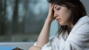 انخفاض هرمون الاستروجين أكثر شيوعا.. علامات قد لا تلاحظيها بسهولة انخفاض هرمون الاستروجين أكثر شيوعا.. علامات قد لا تلاحظيها بسهولة