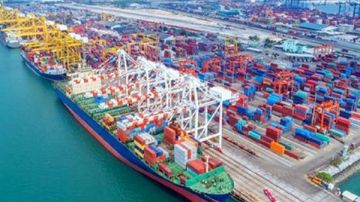 تداول 10 آلاف طن بضائع عامة ومتنوعة بموانئ البحر الأحمر