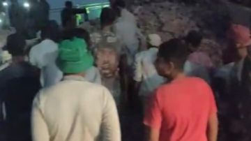 شهداء لقمة العيش.. كواليس انهيار مدخنة مصنع الطوب على العمال بالصف صور