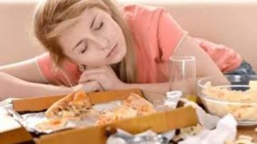 9 عادات يومية شائعة تسرع شيخوخة الأمعاء..احذرها لتحافظ على جهازك الهضمي