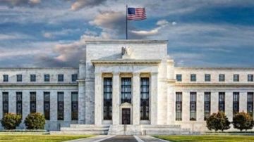 الفيدرالي الأمريكي يثبت سعر الفائدة للمرة الرابعة في ولاية ترامب الثانية الفيدرالي الأمريكي يثبت سعر الفائدة للمرة الرابعة في ولاية ترامب الثانية