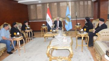 محافظ الغربية يستقبل الأنبا إغناطيوس والقمص أبانوب لويس للتهنئة بعيد الأضحى محافظ الغربية يستقبل الأنبا إغناطيوس والقمص أبانوب لويس للتهنئة بعيد الأضحى