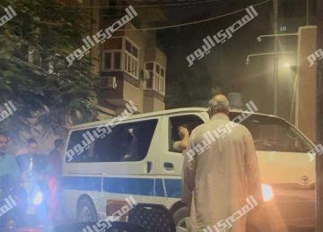 دموع الأب تسبق النعش.. السيدة زينب تودع ابنها طالب الثانوية العامة ضحية العقار المنهار دموع الأب تسبق النعش.. السيدة زينب تودع ابنها طالب الثانوية العامة ضحية العقار المنهار