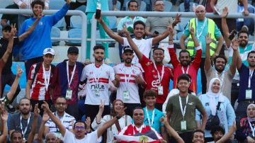 كلنا واحد وبنهتف مصر.. جماهير قطبي الكرة المصرية تساند بيراميدز في نهائي أبطال أفريقيا