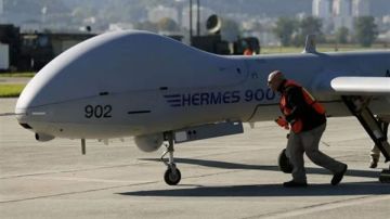 إسقاط درون هرمس إسرائيلية في خرم آباد بعملية ناجحة للدفاع الجوي الإيراني