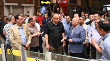 كامل الوزير يتفقد محطتي مصر والشهداء ويحذر من تكرار رشق القطارت بالحجارة