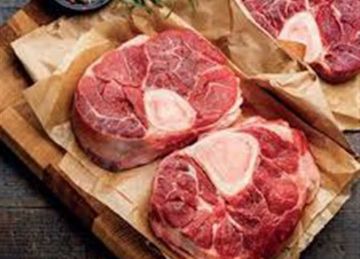 قبل العيد.. نصائح خبير تغذية لاختيار اللحوم الطازجة والمجمدة بأمان