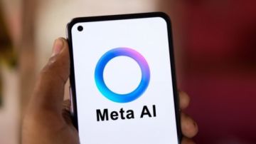 محادثاتك مع Meta AI ليست سرا.. تطبيق ميتا ينشر أسرار مستخدميه دون علمهم