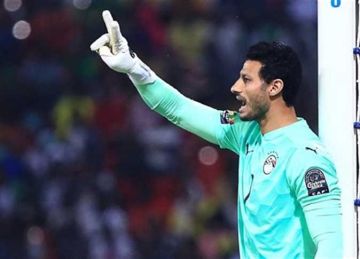 واقف يتفرج .. حارس الأهلي السابق يفتح النار على الشناوي بسبب هدف بالميراس واقف يتفرج .. حارس الأهلي السابق يفتح النار على الشناوي بسبب هدف بالميراس