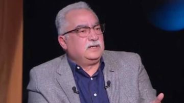 إبراهيم عيسى: الشعب الفلسطيني يتعرض لحرب إبادة .. ومشاهد المساعدات مأساوية إبراهيم عيسى: الشعب الفلسطيني يتعرض لحرب إبادة .. ومشاهد المساعدات مأساوية