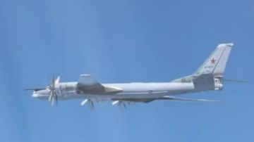 مفاجأة كبرى.. أوكرانيا تدمر قاذفات روسية قادرة على حمل رؤوس نووية مفاجأة كبرى.. أوكرانيا تدمر قاذفات روسية قادرة على حمل رؤوس نووية