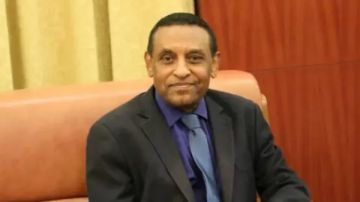 رئيس وزراء السودان: معركة الكرامة وجودية والحوار الوطني طريقنا لوحدة البلاد وإعمارها