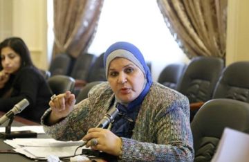 مايسة عطوة تطالب جموع المواطنين إلى الاصطفاف خلف القيادة السياسية ودعم مؤسسات الدولة مايسة عطوة تطالب جموع المواطنين إلى الاصطفاف خلف القيادة السياسية ودعم مؤسسات الدولة