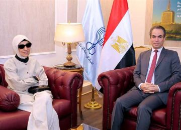 المسلماني يستقبل ابنة الأديب العالمي قبيل افتتاح استديو نجيب محفوظ المسلماني يستقبل ابنة الأديب العالمي قبيل افتتاح استديو نجيب محفوظ