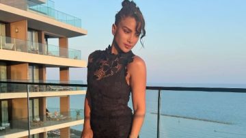 بالشيفون الشفاف.. صبا مبارك تثير الجدل بإطلالة جريئة بالشيفون الشفاف.. صبا مبارك تثير الجدل بإطلالة جريئة