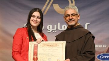 تكريم أوركيد سامي صحفية صدى البلد من الكاثوليكي للسينما