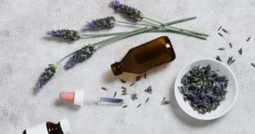 5 زيوت عطرية طبيعية تعطر بيتك بأمان وتقضي على الروائح الكريهة