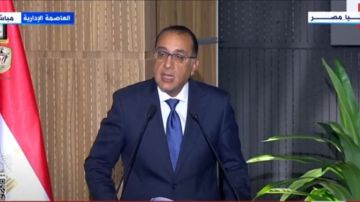 رئيس الوزراء: تأمين احتياجات الطاقة للمصانع والمنازل