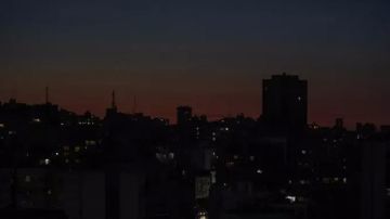 عاجل هل تدفع التوترات في المنطقة الحكومة للجوء إلى تخفيف أحمال الكهرباء؟