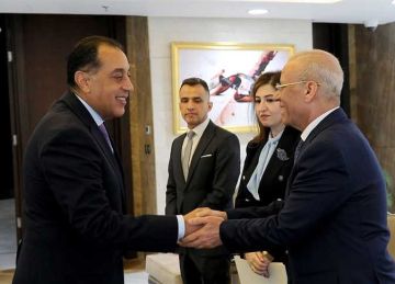 لبحث الملفات ذات الاهتمام المشترك.. رئيس الوزراء يستقبل السفير العراقي بالقاهرة