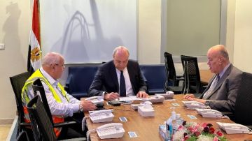 مصر تستأنف حركة الطيران مع الكويت وقطر والسعودية والإمارات مصر تستأنف حركة الطيران مع الكويت وقطر والسعودية والإمارات