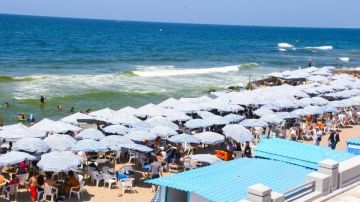 العيد فرحة..تفاصيل إقبال للزائرين والمصطافين على الإسكندرية خلال العيد