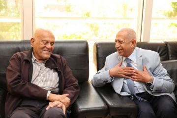 رئيس الأكاديمية العربية يلتقي السير مجدي يعقوب فى أسوان ويثمن دوره في خدمة البشرية