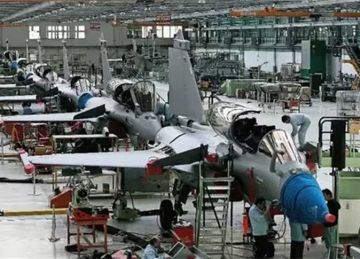 مدرسة صناعة الطائرات 2025 بديل الثانوية العامة.. كل ما تريد معرفته عن الالتحاق بها وشروط التقديم 