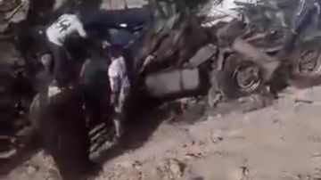 مصرع شخصين وإصابة أربعة آخرين في تصادم مروع بين سيارتين بطريق سفاجا - قنا