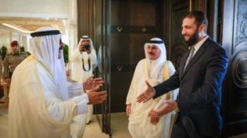 الشرع في الكويت... زيارة رسمية للرئيس السوري تعيد رسم خريطة العلاقات السورية تقرير