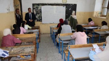 تداول امتحانات العلوم والتربية الفنية على الفيس بوك بالمنوفية واستبعاد موجه ورئيس لجنة تداول امتحانات العلوم والتربية الفنية على الفيس بوك بالمنوفية واستبعاد موجه ورئيس لجنة