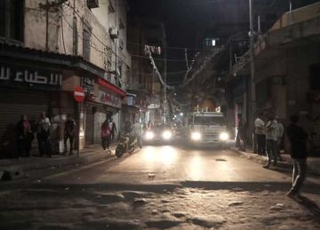 خالفت مواعيد الغلق وترشيد الكهرباء.. تشميع 5 محال وتحصيل 50 ألف جنيه غرامات في الإسكندرية (صور) خالفت مواعيد الغلق وترشيد الكهرباء.. تشميع 5 محال وتحصيل 50 ألف جنيه غرامات في الإسكندرية (صور)