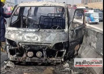 تصادم مروع على محور 26 يوليو باتجاه أكتوبر.. واحتراق سيارة في موقع الحادث (تفاصيل وصور)