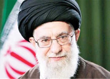 رد حاسم من رئيس المخابرات الأمريكية الأسبق عن رفض ترامب اغتيال خامنئي