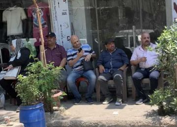  كانت برفقة طفلها .. انتشال جثمان موظفة من تحت أنقاض عقار السيدة زينب المنهار