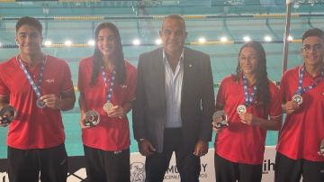 منتخب السباحة بالزعانف يحصد فضية وبرونزيتين ببطولة العالم باليونان