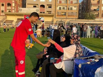 الهلال الأحمر يشارك في تأمين احتفالات عيد الأضحى بالتواجد في المساجد والحدائق العامة الهلال الأحمر يشارك في تأمين احتفالات عيد الأضحى بالتواجد في المساجد والحدائق العامة