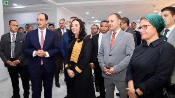 تسليم منتجات متعافي الإدمان من الملابس الجاهزة لـ بنك الكساء