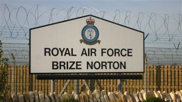 اتهام نشطاء مؤيدين لفلسطين باقتحام كبرى القواعد الجوية البريطانية وتدمير طائرتي فوييجر