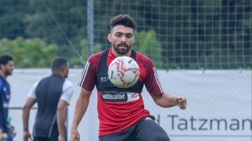 الأهلي يوافق مبدئيا على انتقال خالد عبد الفتاح إلى زد