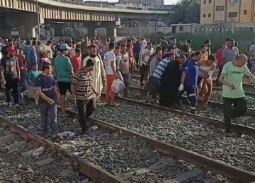 مصرع طالب صدمه قطار الصعيد في المنيا مصرع طالب صدمه قطار الصعيد في المنيا