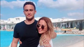 ياسين السقا يحذف صوره مع والدته بعد خبر زواجها من طارق صبري ياسين السقا يحذف صوره مع والدته بعد خبر زواجها من طارق صبري