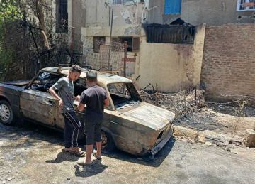 السيطرة على حريق في سيارة امتد لمنزل بمدينة الأقصر السيطرة على حريق في سيارة امتد لمنزل بمدينة الأقصر