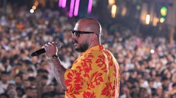 بالصور.. العسيلي يتألق بحفل استثنائي لعيد الأضحى وصيف 2025 وافتتاح مهرجان فني ترفيهي دائم