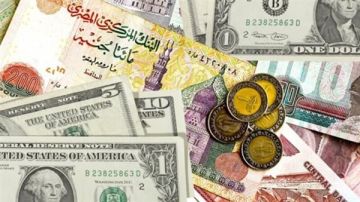 خبراء يكشفون مصير سعر الدولار مقابل الجنيه خلال الفترة المقبلة