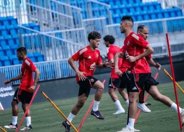 مجانا.. القنوات الناقلة لمباراة الأهلي وباتشوكا الودية والمعلق ومجموعة كأس العالم للأندية